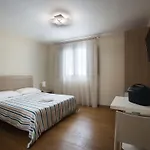 Hotel Gallery Rooms- Palazzo D'ali' Staiti Xix 3*