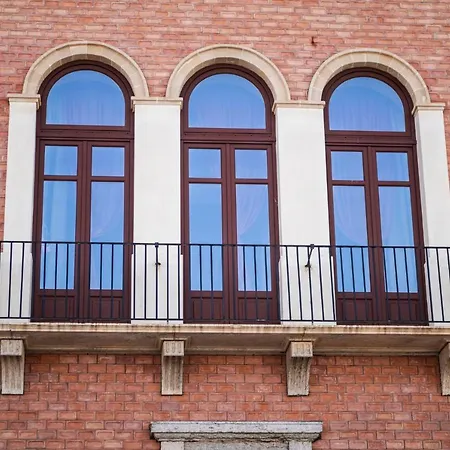 Gallery Rooms- Palazzo D'ali' Staiti Xix Hotel 3*